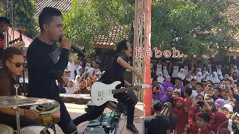 Sembilan band Pensi SMANJA | Ada Bayangmu