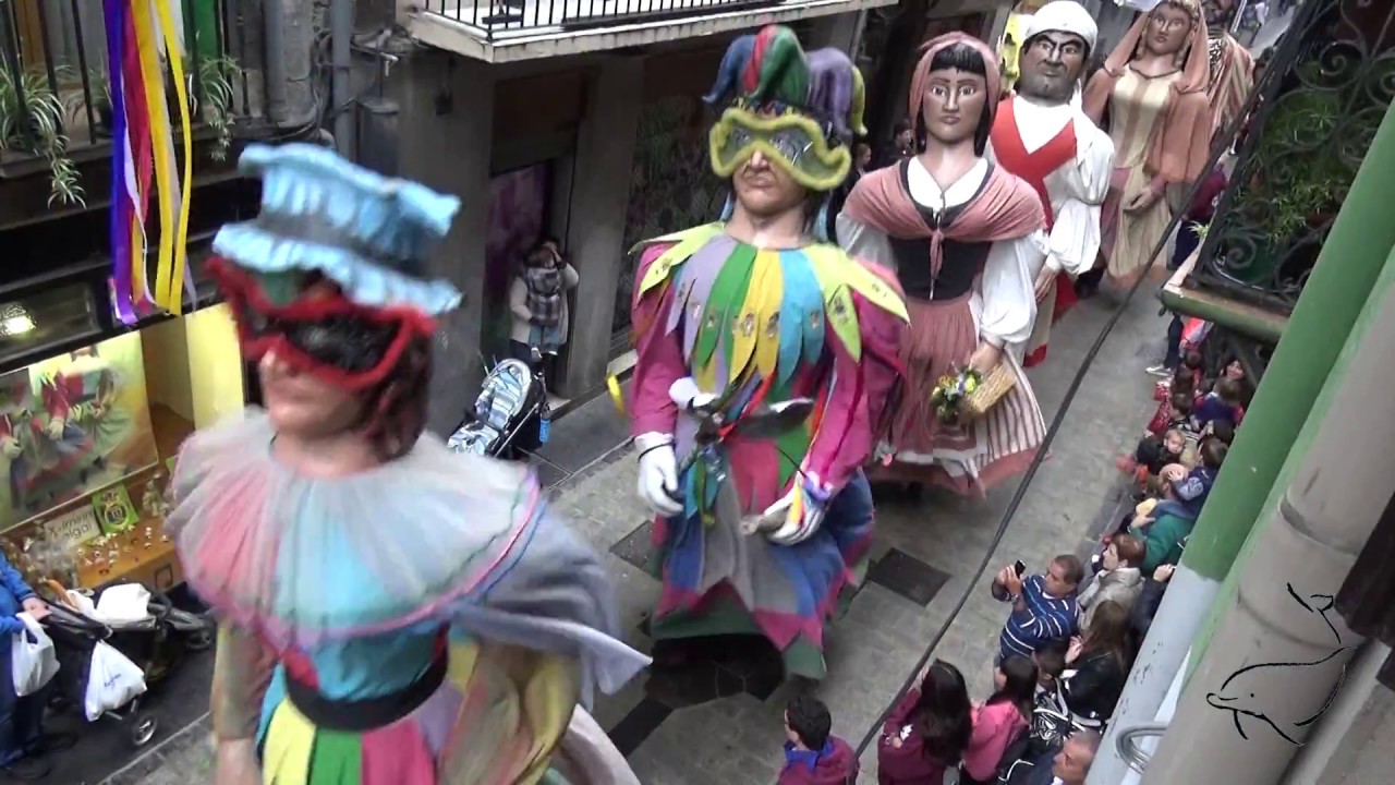 Tolosako Erraldoi eta Buruhandien Konpartsa: Giro Kalea