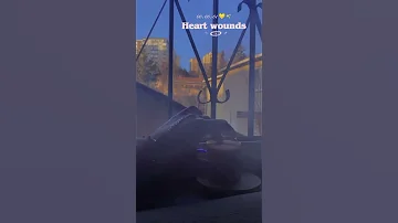 فلينا وباقي بعينينا أشواق وحكي من قسوة هالدنيا علينا بكينا البكى 