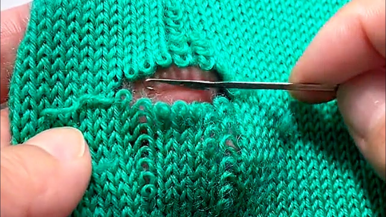 How to Invisibly Repair a Hole in a Knitted Sweater at Home Yourself ...