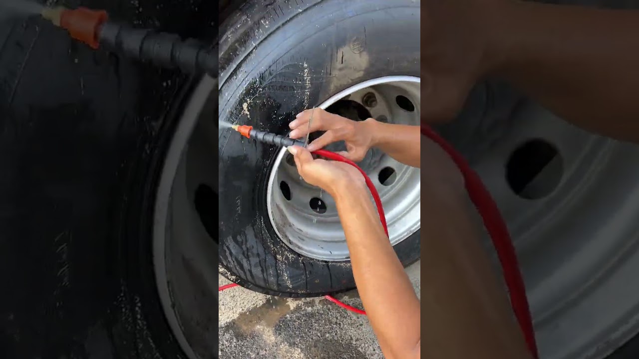 This sprinkler nozzle is really easy to use. You can adjust the angle and shape of the water