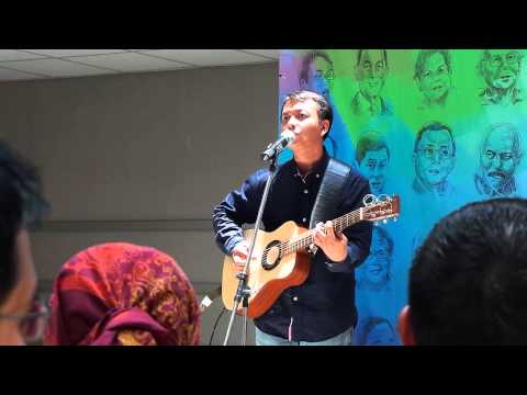 Vlaminora Feat JRX - Menjadi Indonesia ( Lyric )