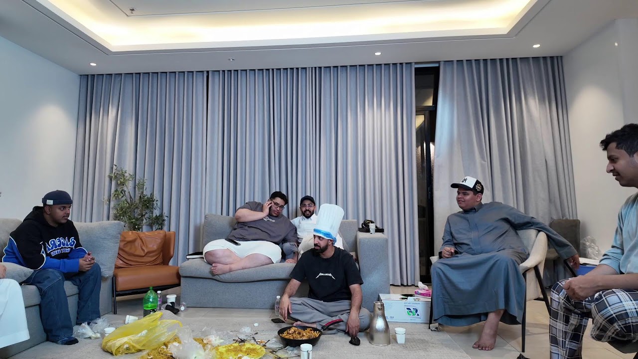 سحور مع شباب يونيفيرس #WeAreUniverse💙