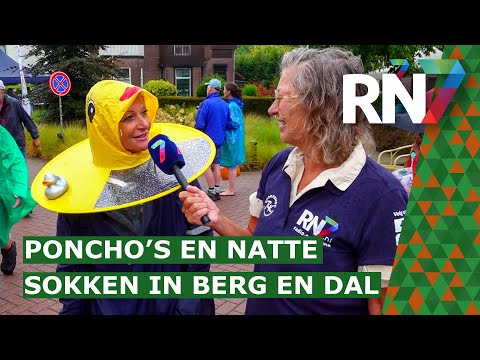 Goede stemming in nat Berg en Dal  ||  VIERDAAGSE 2022