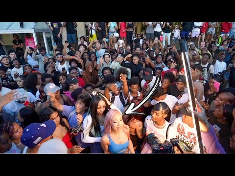 Rella GZ Took over New York ! (Fans get out of control) - YouTube