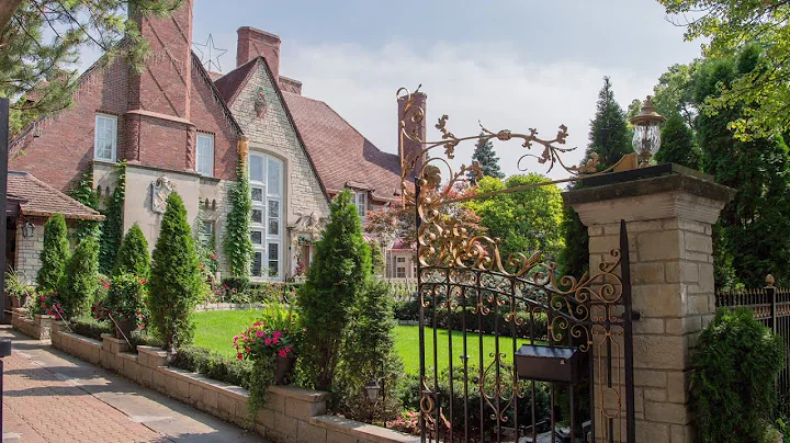 See suburban homes of major mafiosa on Chicago Gan...