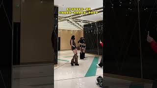 This girl was dancing and then suddenly heard this bone-cracking sound#dance #gossip #seniorsisterar