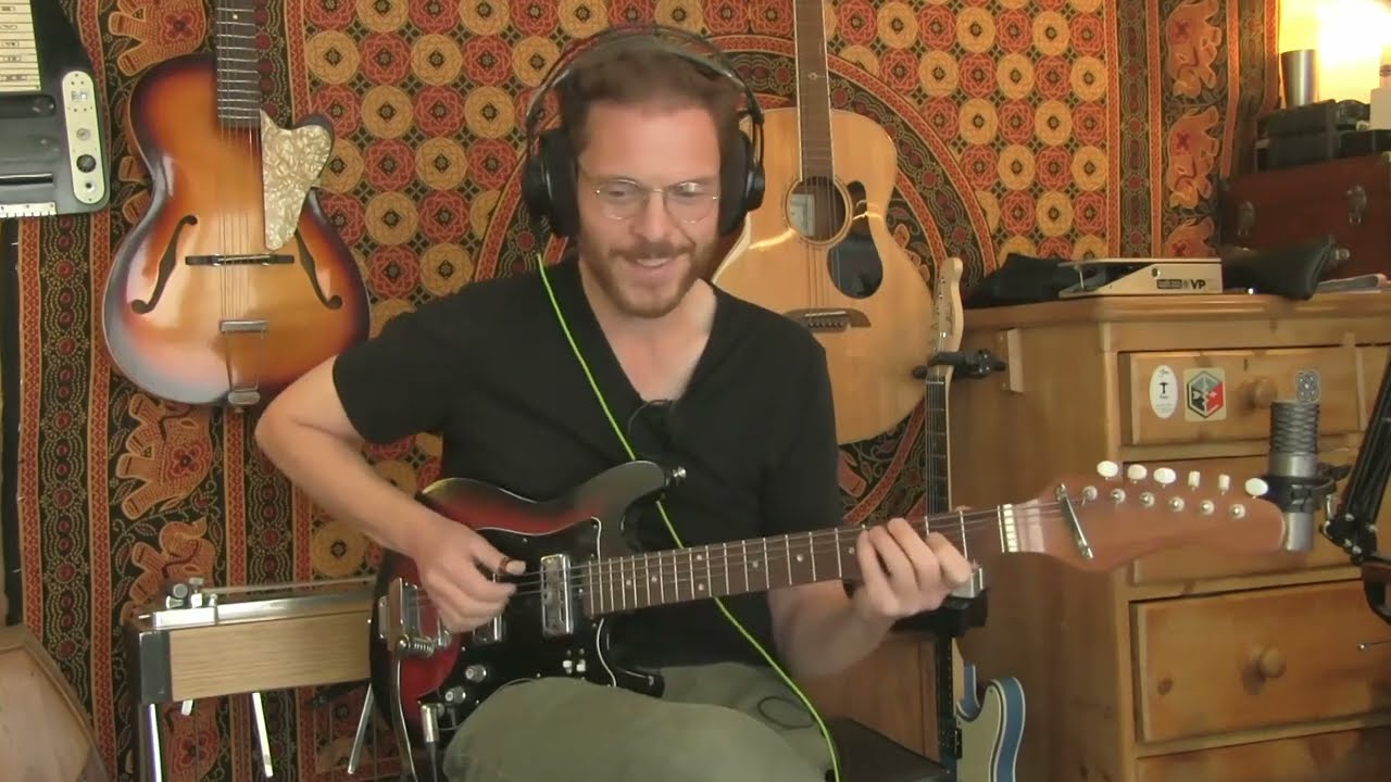 Making And Breaking Guitars Podcast - S2E01