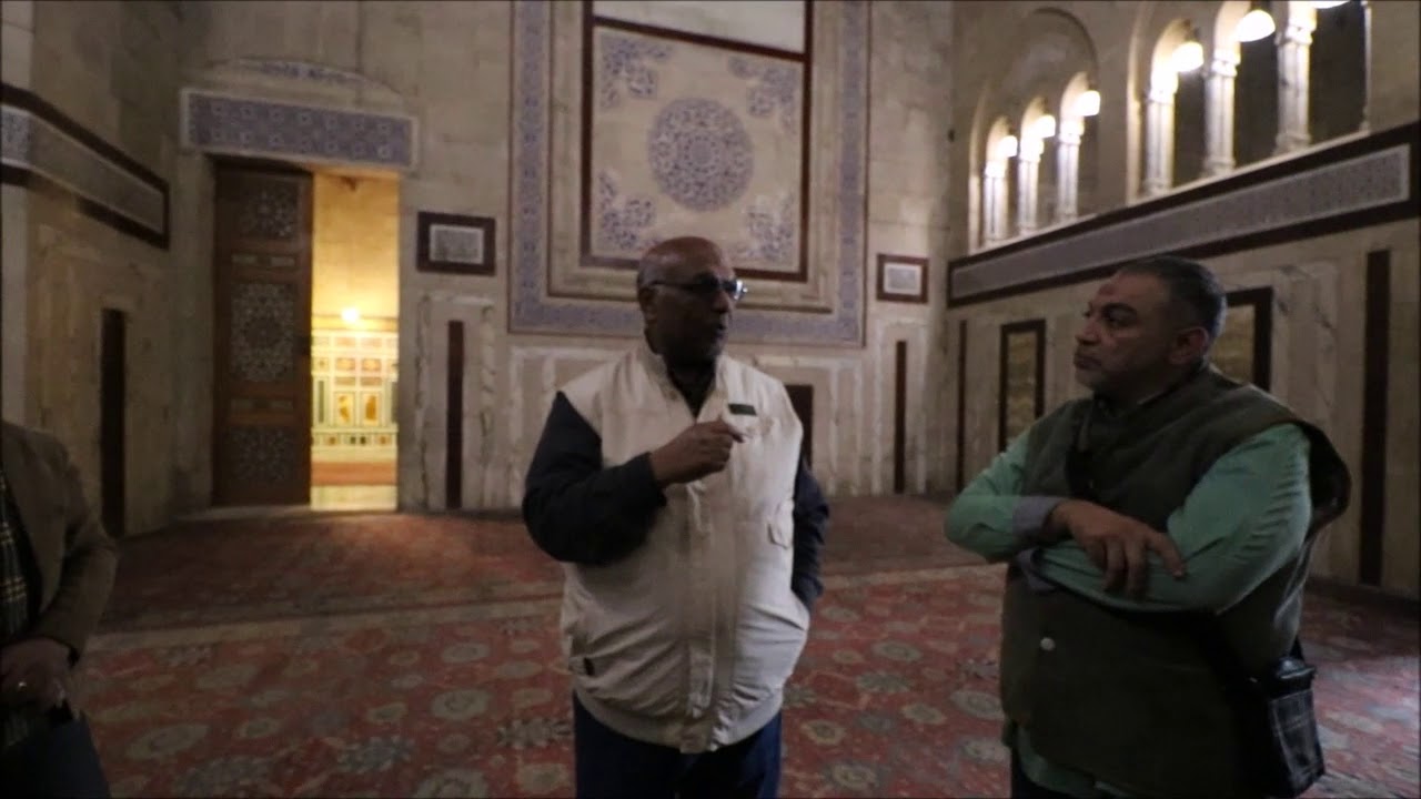 شرح لمسجد الرفاعى