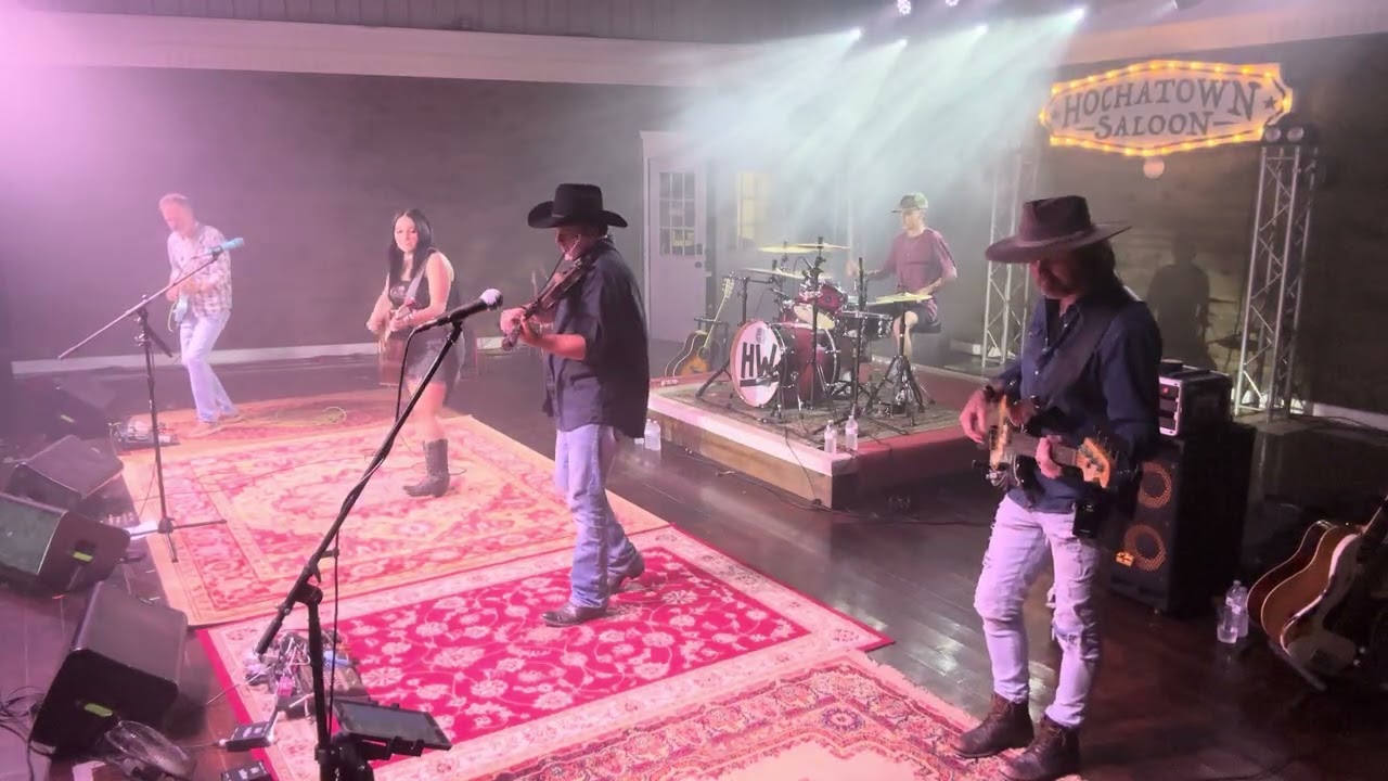 Hailey Wright - Live in Hochatown, OK. Hell On Heels (Pistol Annie’s)