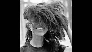 Lianne La Havas - Unstoppable (Acoustic) - YouTube