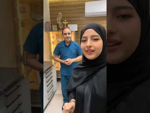 ماريا قحطان مع البروفسور عبدالرحمن الفدج