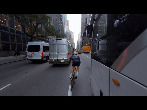 NYC STREET CYCLING / GOPRO