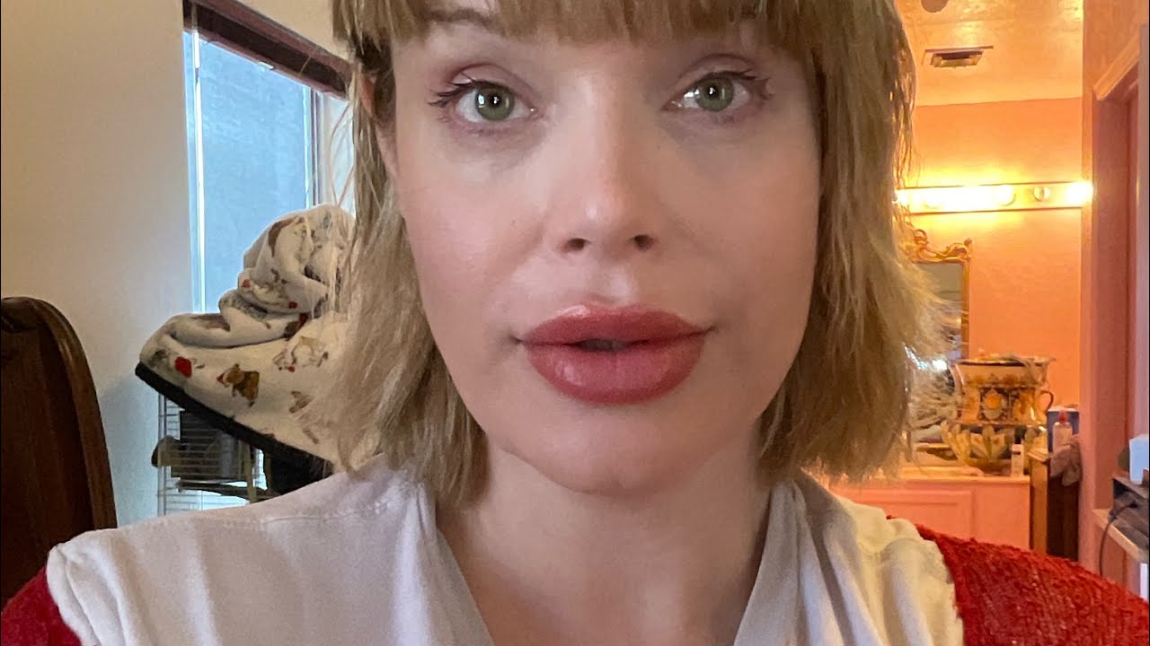 GRWM: Dog Mom Edition 🐶 | Minimal Makeup, Sunscreen Tips & Red Light Chaos