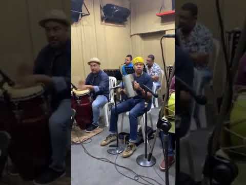 Orlando Santana y La Makina - Ayer te llamé