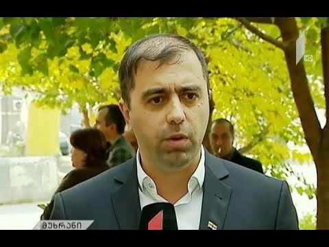 კახა კუკავა მხარდამჭერებს მუხრანის ცენტრში შეხვდა