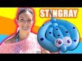 STINGRAY Balloon Animal Tutorial - Learn Balloon Animals with Holly on the beach!