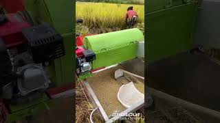 Máy tuốt lúa mini