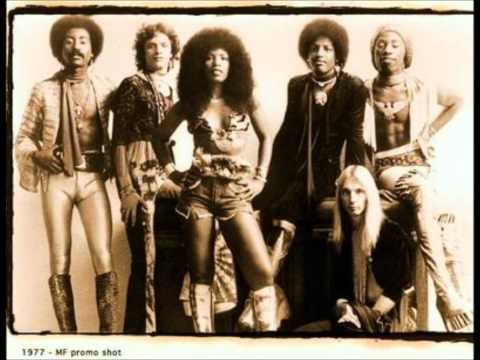 Mother's Finest - Love Changes (Live)