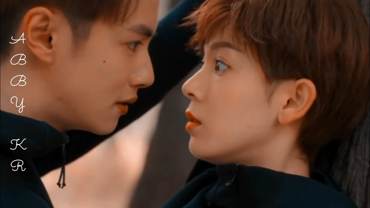 ÇİN KLİP ✔ MY UNICORN GIRL ✔ AYIP YANİ ✔ KIZ BUZ HOKEYİ TAKIMINA GİRMEK İÇİN ERKEK KILIĞINA GİRİYOR