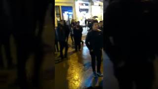 İstiklal Caddesinde Inanilmaz Kürtçe Halay & Muşlu Yunus.