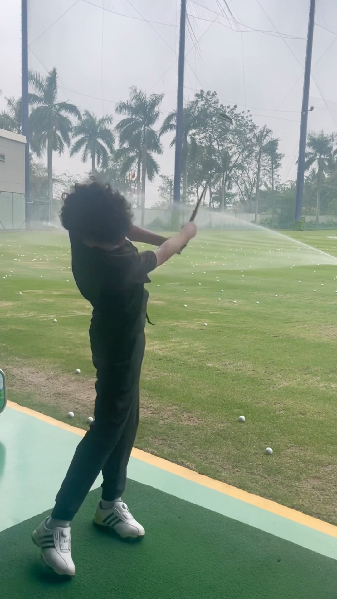 (Golf familyVN) cậu bé có những đường đẹp ?#golf #shorts