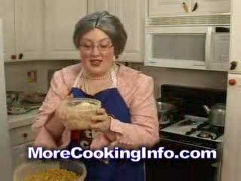 Cooking with Picklestone, Lilly makes a Macaroni S...