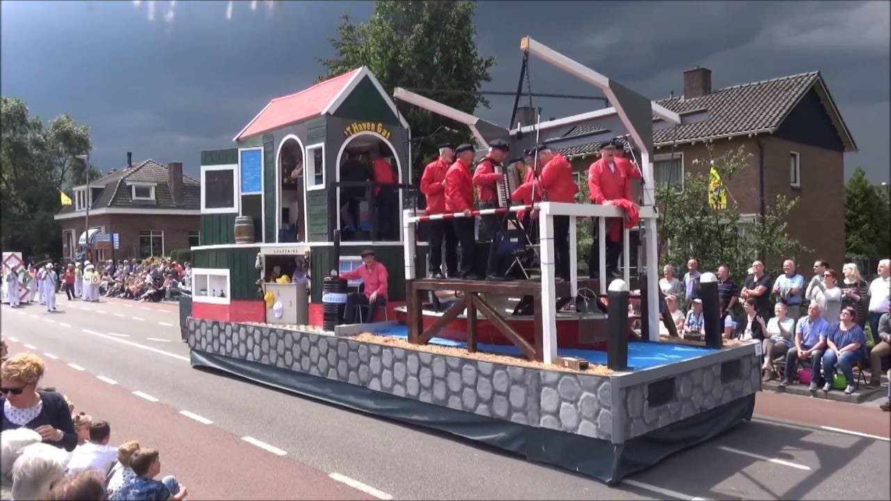 Optocht en Rellie Goor 2016