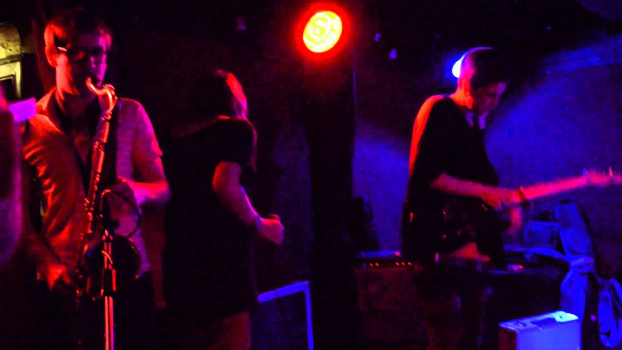 Divorce 'Stabby Stab' with sax