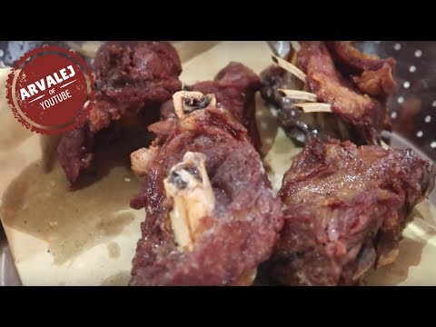 Video: Mga Pritong Peras Na May Keso Ng Kambing At Halaman