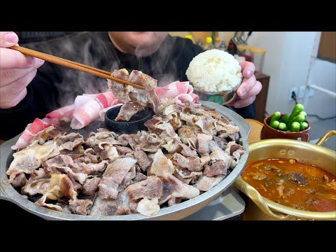 솥뚜껑 대패삼겹살에 순대국 + 땡초 + <strong>쌀밥</strong> 먹방입니다 MUKBANG