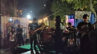 Rudeath - Intro at limitless scene