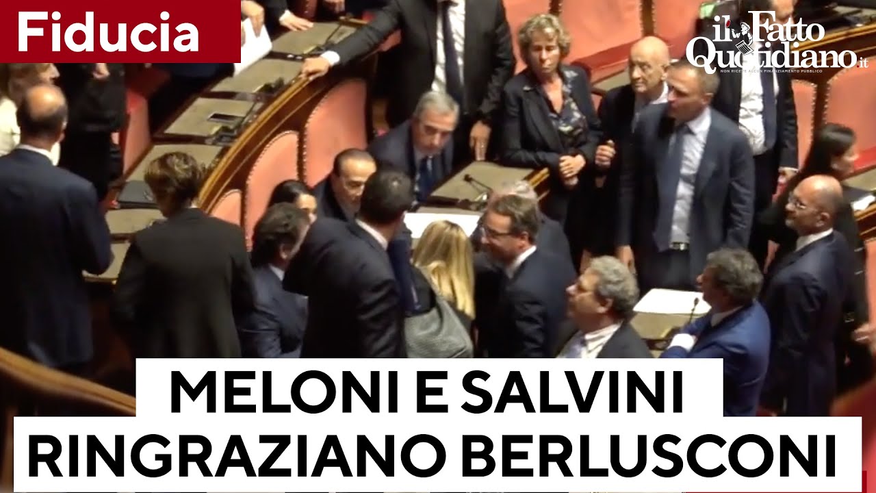 Senato, Meloni e Salvini ringraziano Berlusconi dopo il suo intervento. E l'Aula approva la fiducia