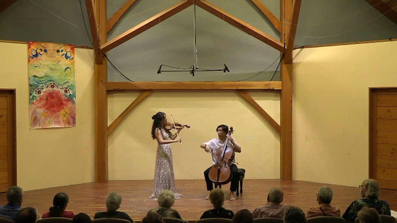 Xenakis: Dhipli zyia (Double symmetry)