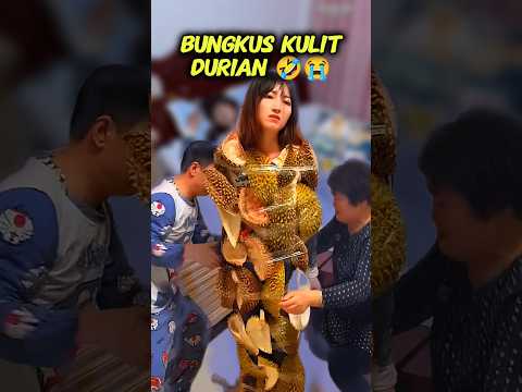 SENDAL DURIAN YANG LUCU