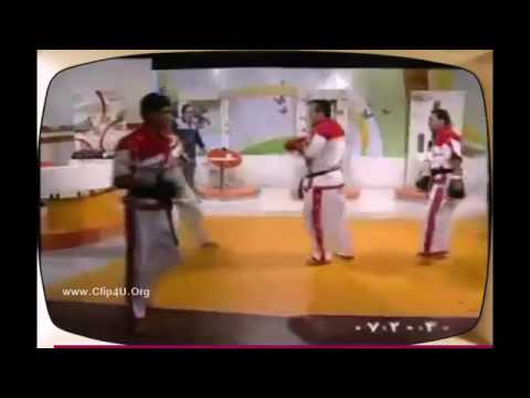 پاره شدن شلوار مجری شبکه ی 2 در برنا مه ی زنده