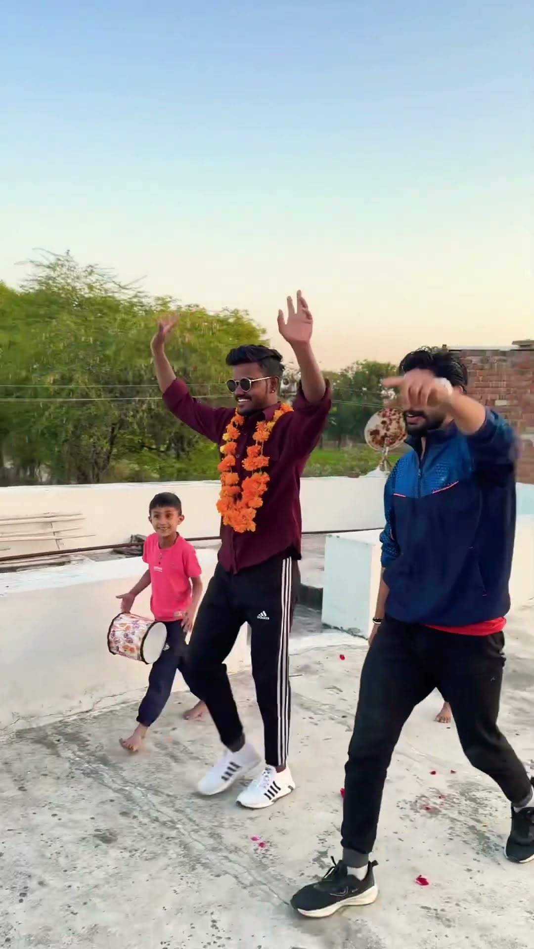netaajee par hamala ho gaya. ??? #shortvideo #funnyvideo #shorts #short #shortsyoutube