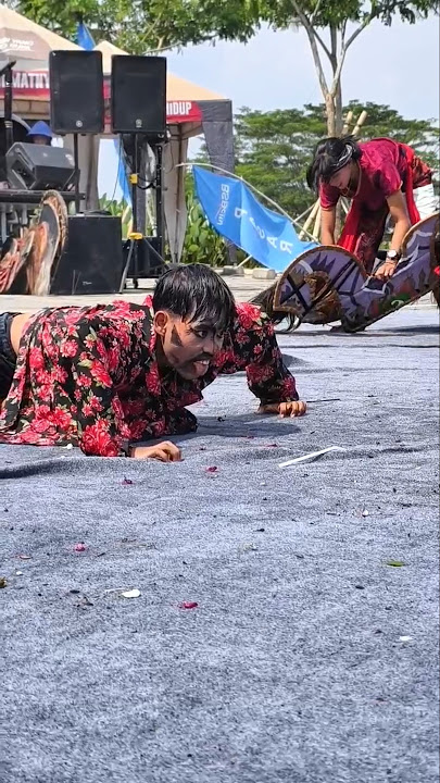 penyembuhan kesurupan jaranan #kudalumping #barongan #viral