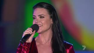 Vanessa Amorosi - Amazing Grace (Woolworths&#39; Carols In The Domain 2019)