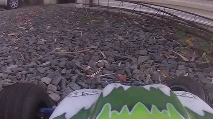 RC Team Associated T4.1 Crash into post