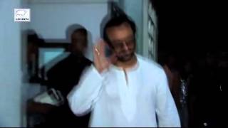 Saif Ali Khan AVOIDS Kareena Kapoor Video   Rediff Videos screenshot 4
