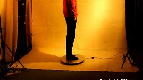 60cm Diameter Rotating Display Stand Turntable (Max. Centric Load : 80KG) - Turntable360.com