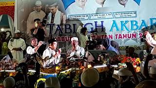 Masuk Islam:Ustadz Abdul Somad Syahadatkan Mu'alaf di Kabupaten Bintan, Kepulauan Riau (subhanallah)