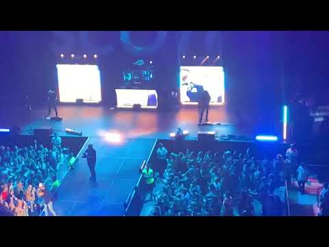 "My Girl" Dylan Scott, August 21, 2021, Tinley Park, Illinois