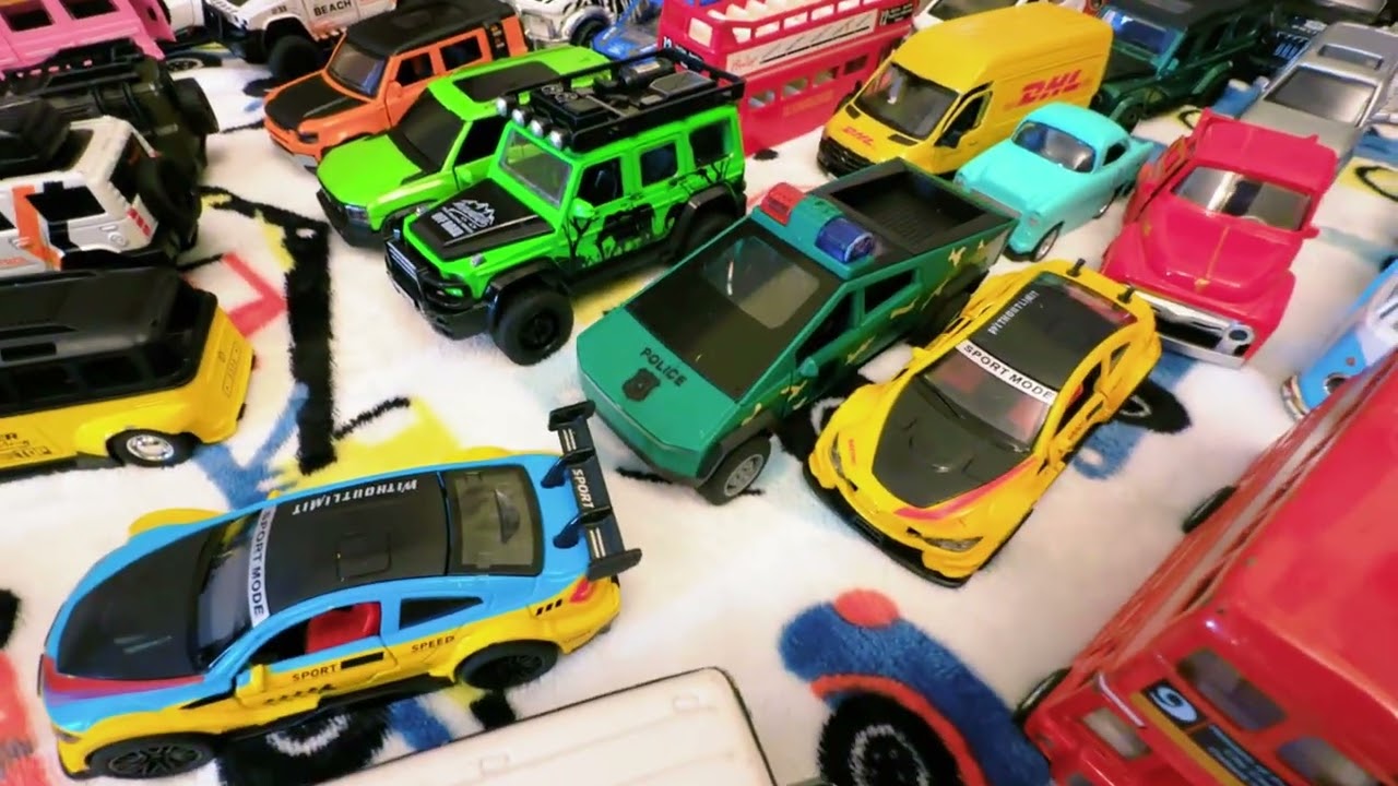 So Many Toy Cars! 🚗🚓 | Ayan’s World Cars Collection🚓
