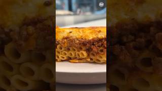 Celebrity Can't get enough of this Greek baked pasta dish 😍 Wealth