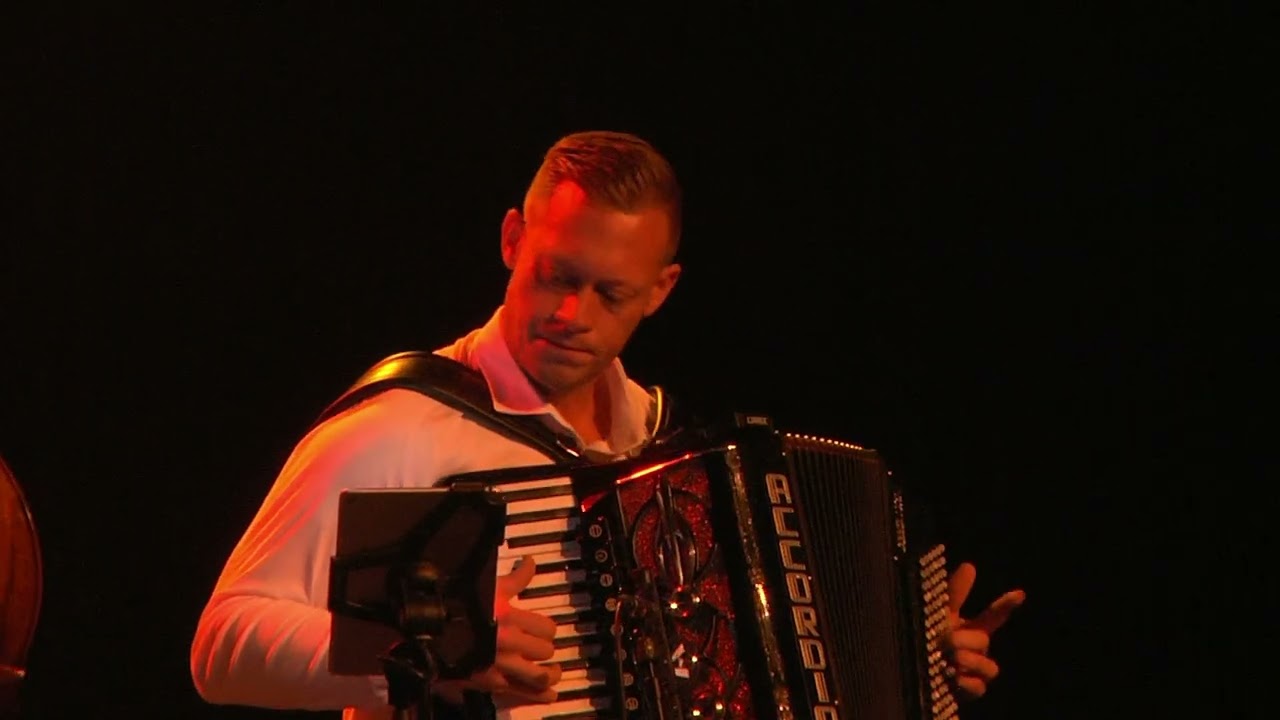 `t Rembrandt Duo & Daan de Groot : Ode aan Malando - Olé guapa -  Consentimento - Flor de passion