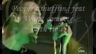 Miniatura de vídeo de "Revis - Fire And Ice (Lyrics)"