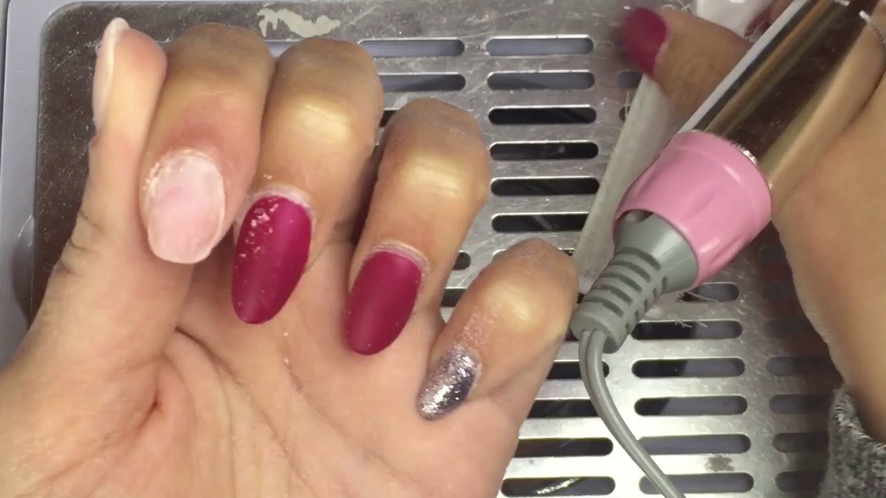 Smontiamo l’acrigel e Manicure Russa