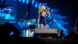 Neko Case - Things That Scare Me - live 2007